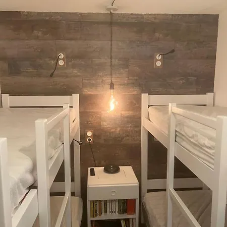 Le Cheval Noir 37 Appartement *