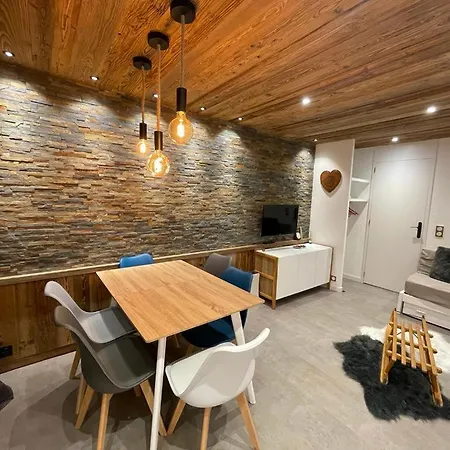 Apartment Le Cheval Noir 37 *